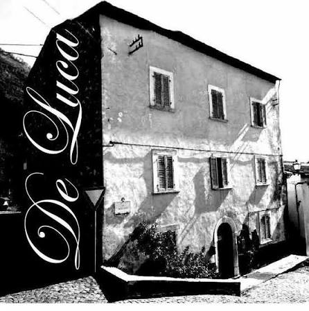 De Luca's Fine Foods